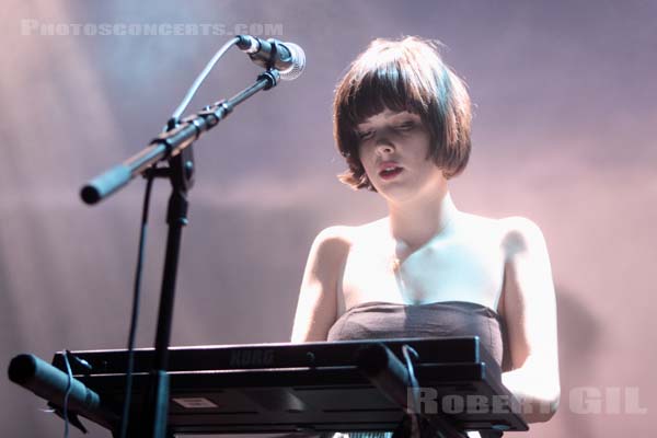 LA FEMME - 2011-04-08 - PARIS - Gaite Lyrique - 